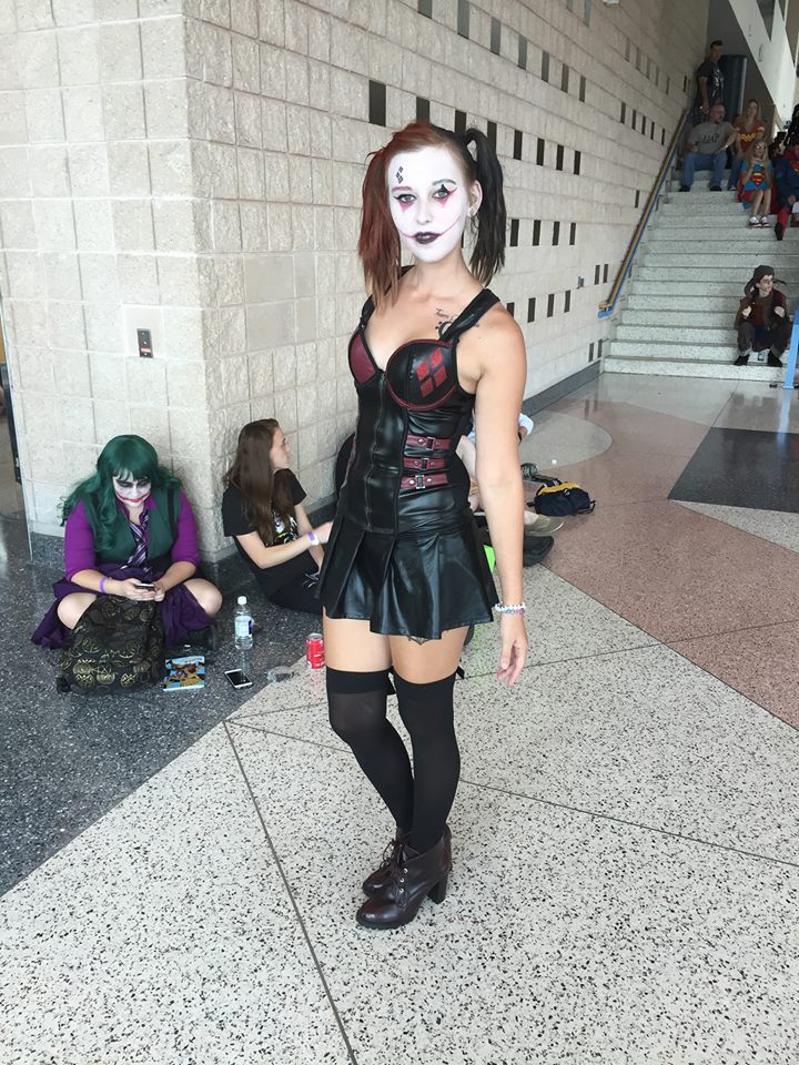 CosView Halloween Marathon::  Harley Quinn Never looked so Good Thanks to Kelsey Heilborn