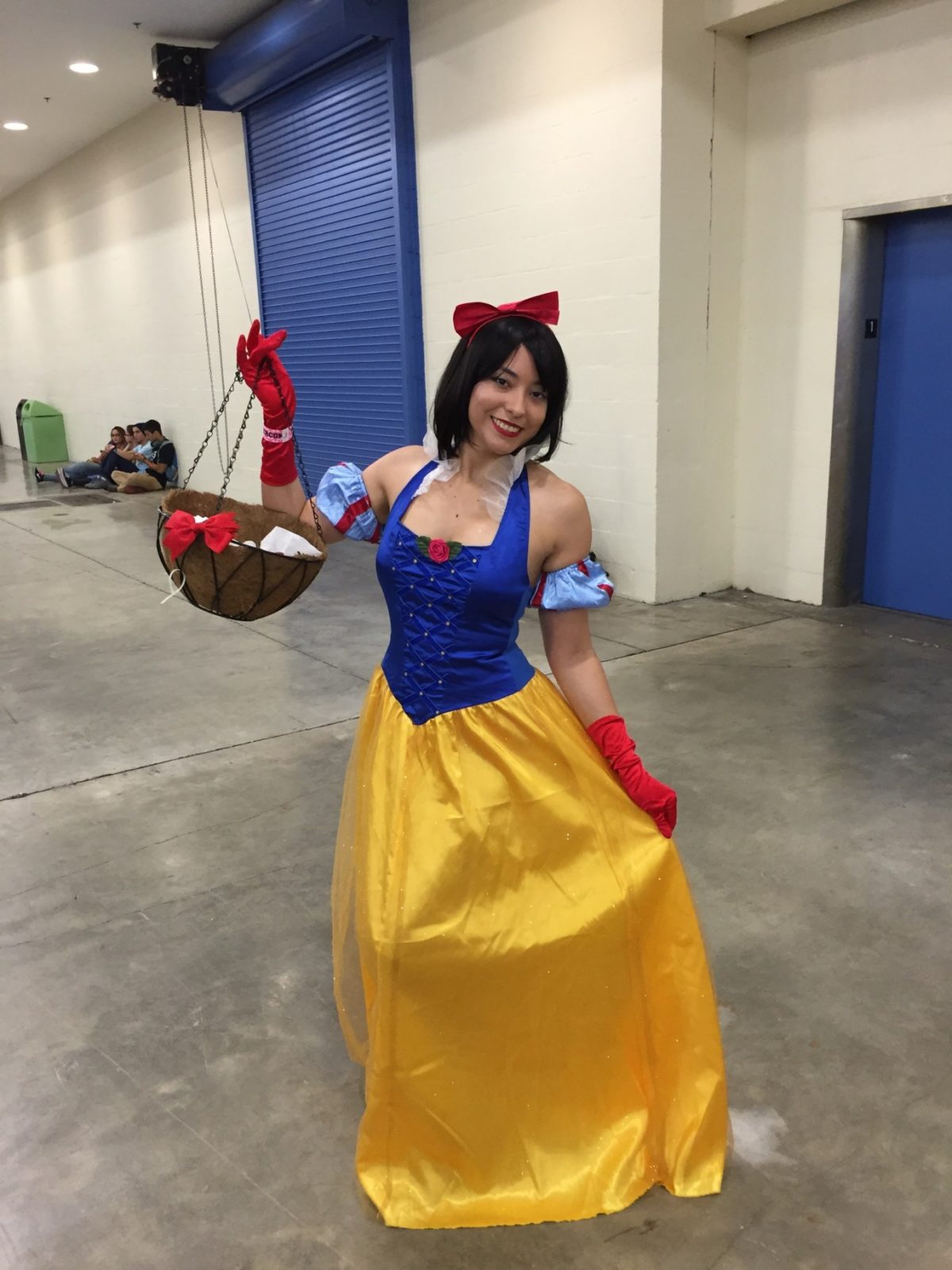 CosView Halloween Marathon:: Snow White never looked so Good but who was she?