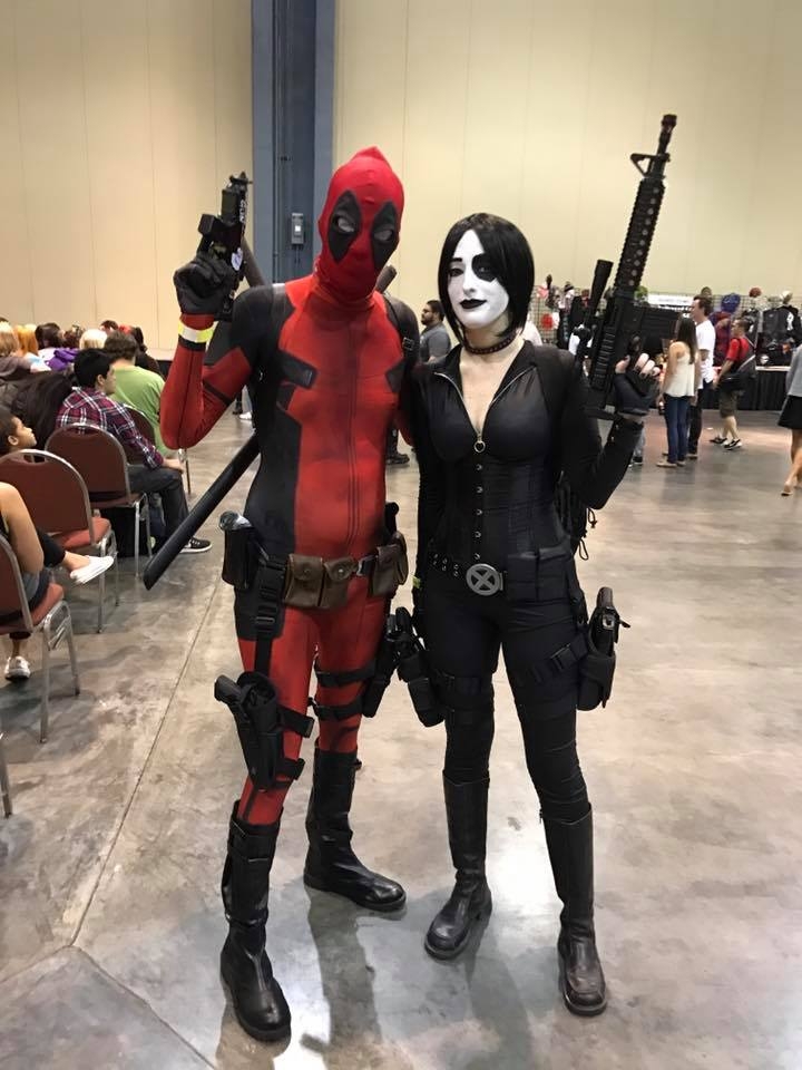 The CosView Spotted one of our Favorite Couples at Palm Con  .THROW BACK to 2016