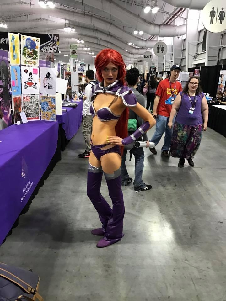 CosView WHo??  This Starfire Burns as hot as the sun but has she?