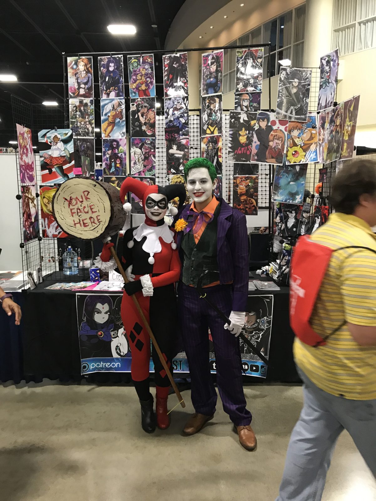 SUPER CosViews from Fort Lauderdale SUPERCON: A Happy Clown Couple