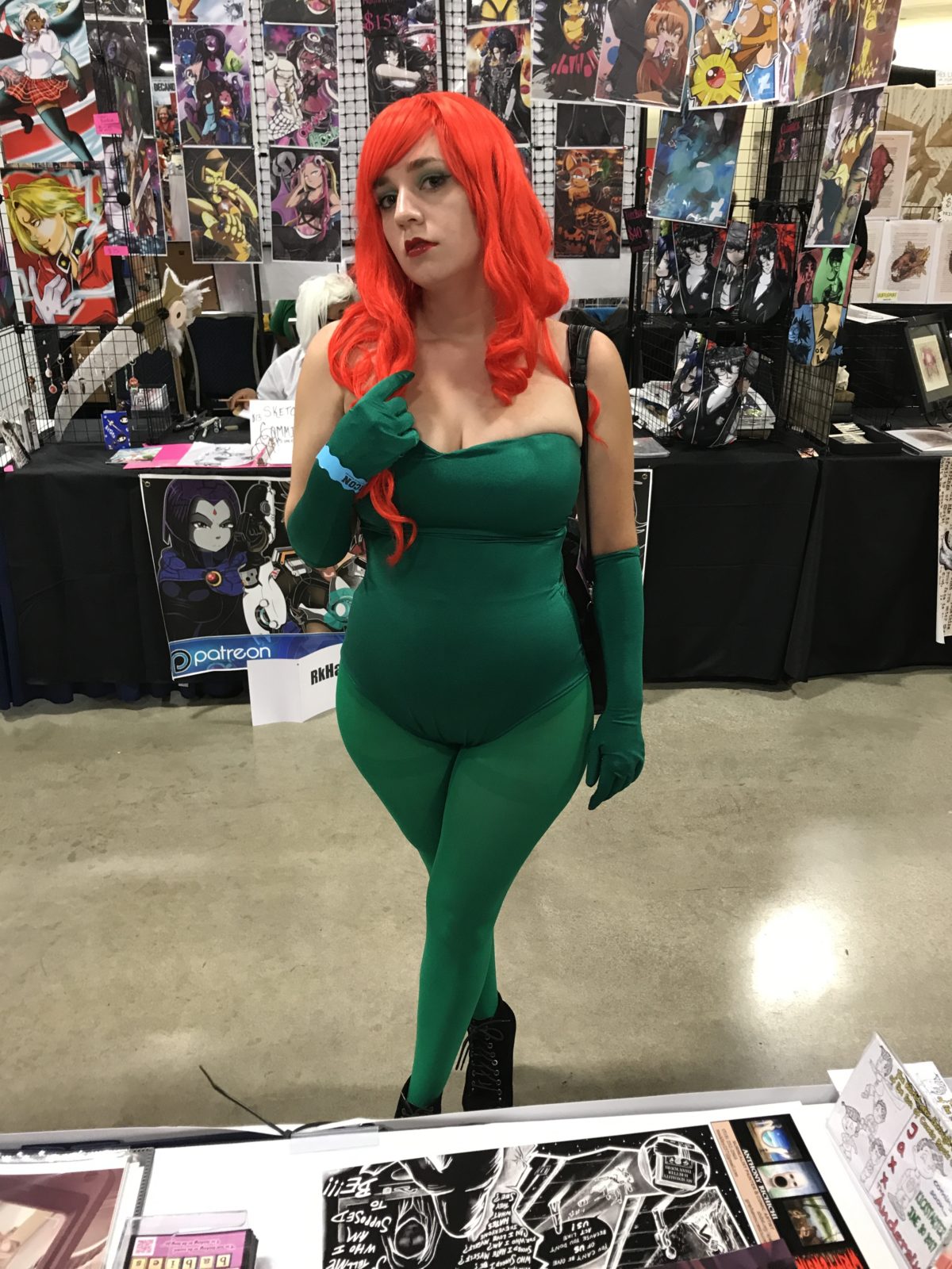 SUPER CosViews from Fort Lauderdale SUPERCON:  IVY came to plant roots at SUPERCON
