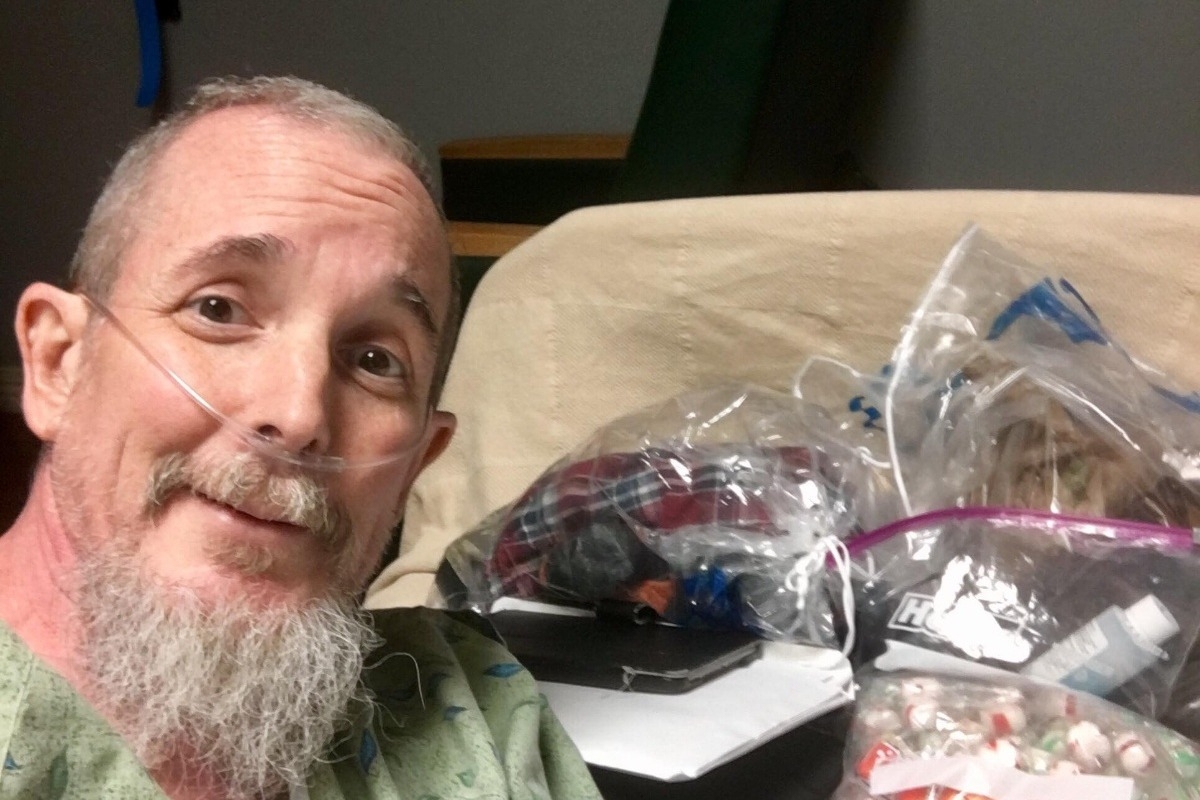 Donations for Stabbity Bunny creator Rich Rivera, STAND up For one THe Most SUPPORTIVE and NICEST INDIE CREATOR